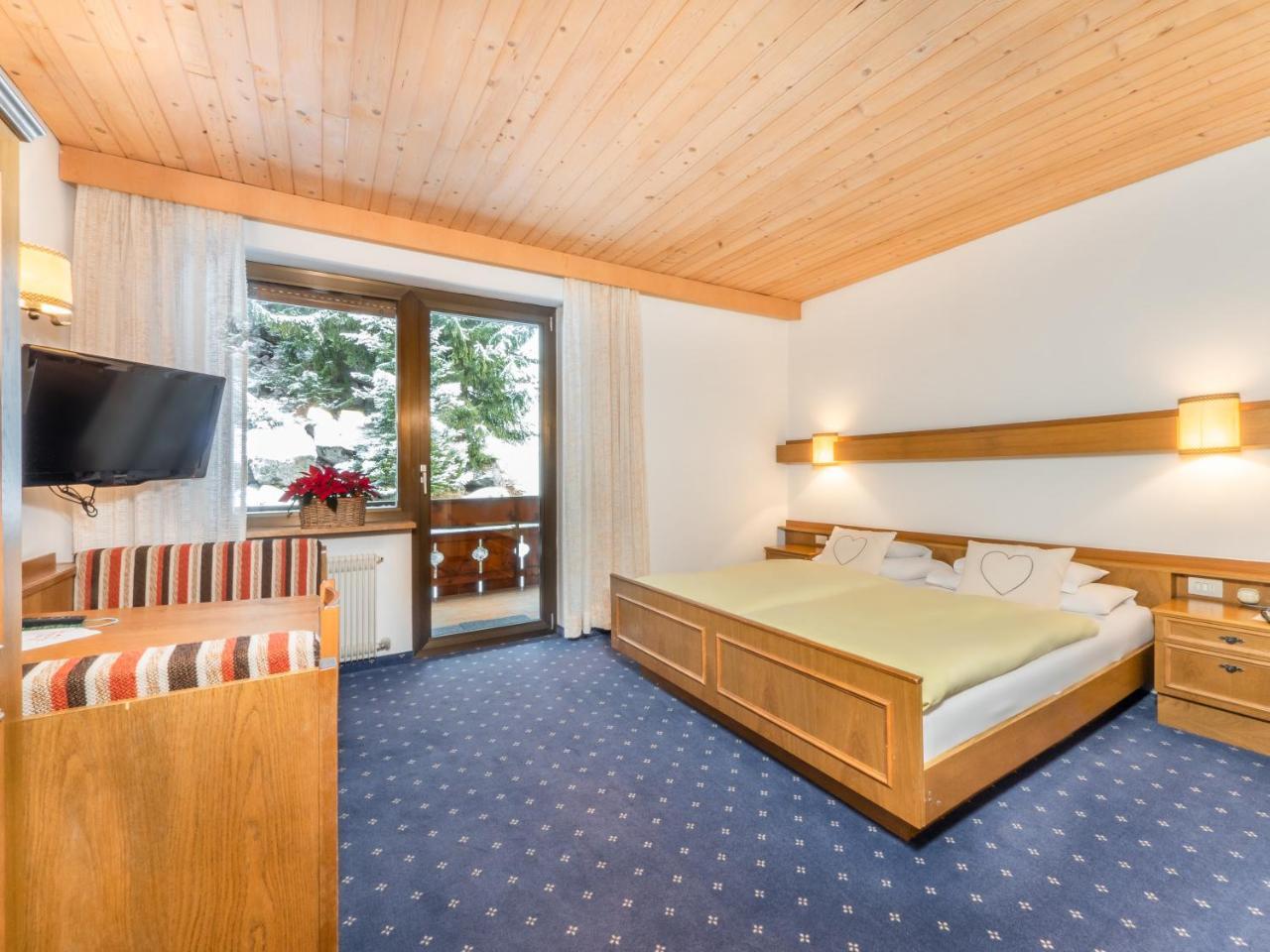 Hotel Pontives Ortisei Exterior foto