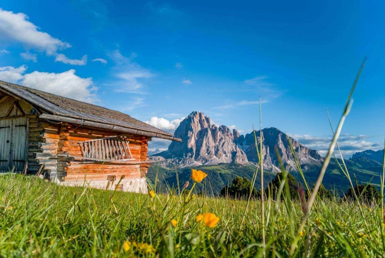 Hotel Pontives Ortisei Exterior foto